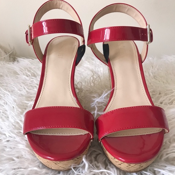 NINE WEST Red Patent Leather Sandal Wedges - Picture 2 of 4